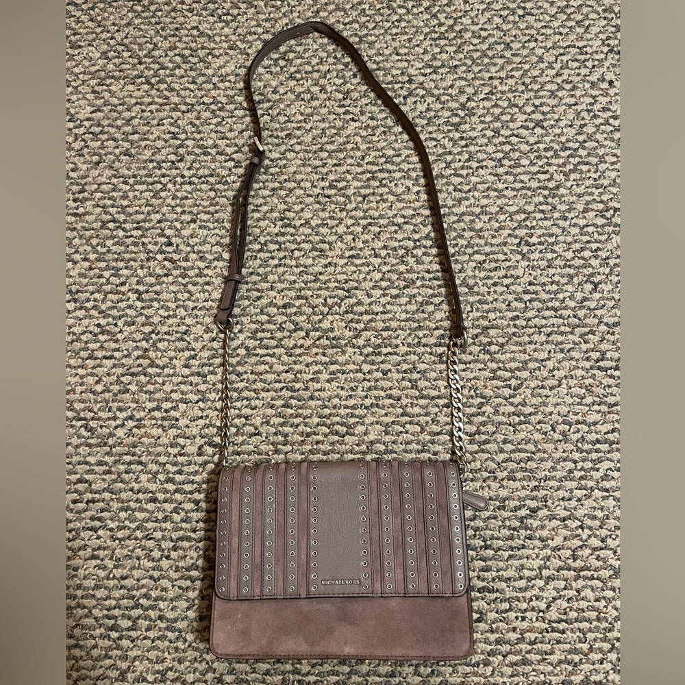 Michael Kors barely used Crossbody purse!!